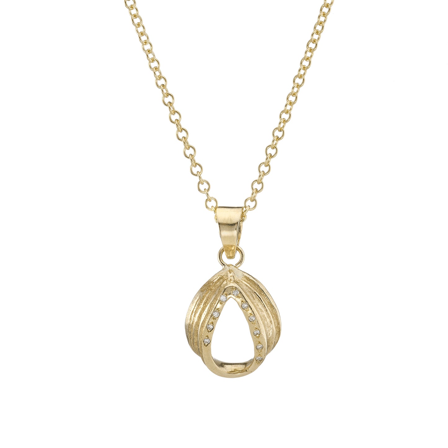 9ct Gold English Oak Diamond Pendant