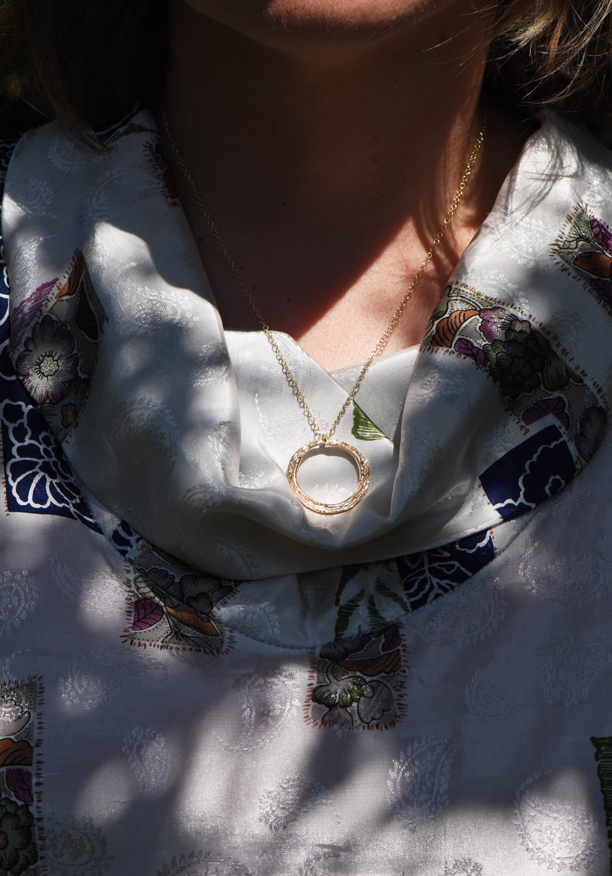 9ct Gold Skinny London Plane Oval Necklace