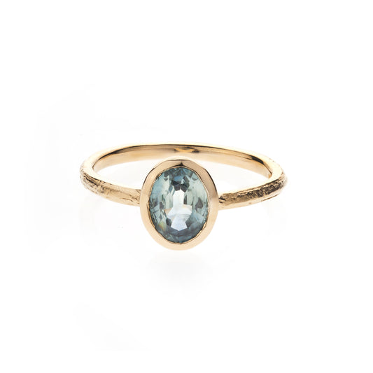 14ct English Oak Ring with Blue Sapphire