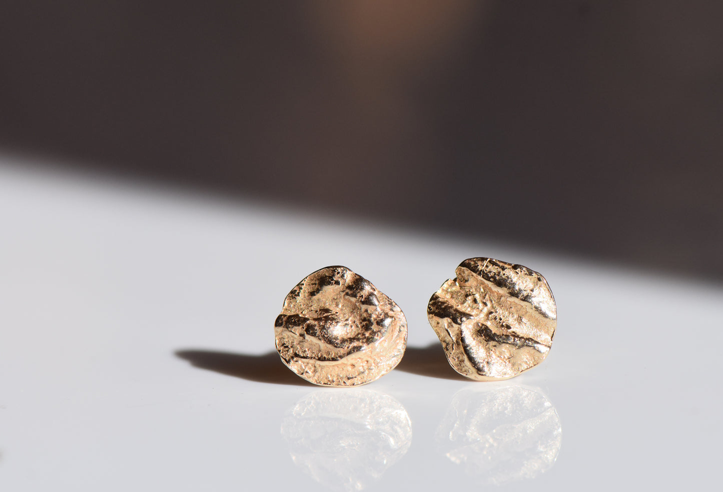 Apple studs - 9ct gold
