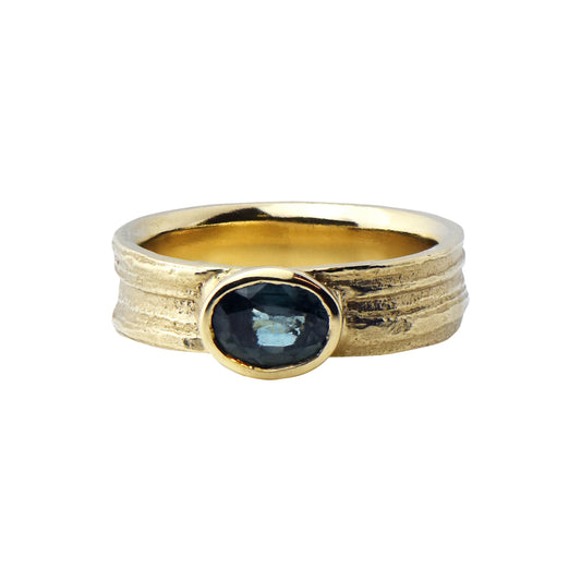 9ct Gold English Oak Ring Sapphire