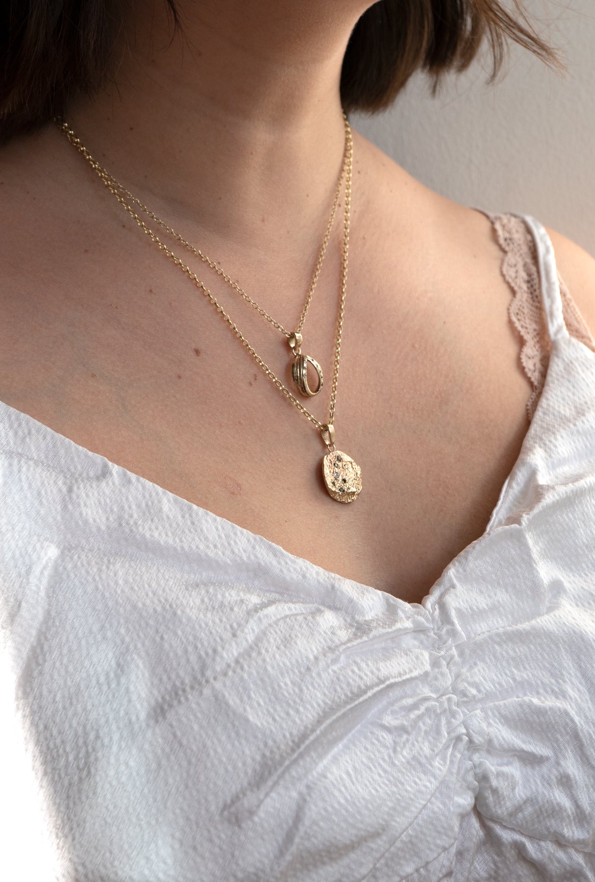 9ct Gold English Oak Diamond Pendant