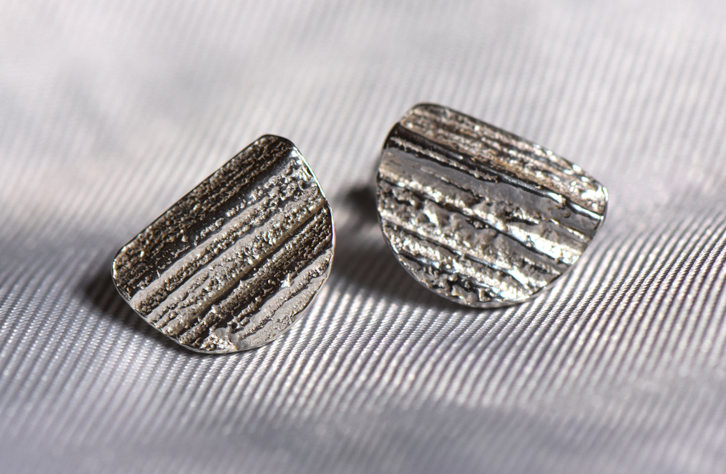 D-Shaped London Plane Studs