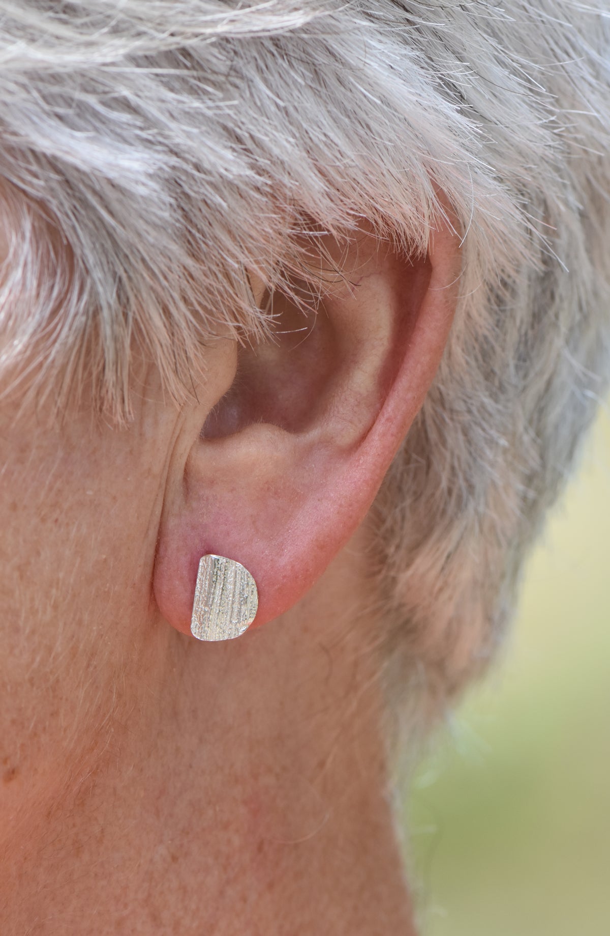 D-Shaped London Plane Studs