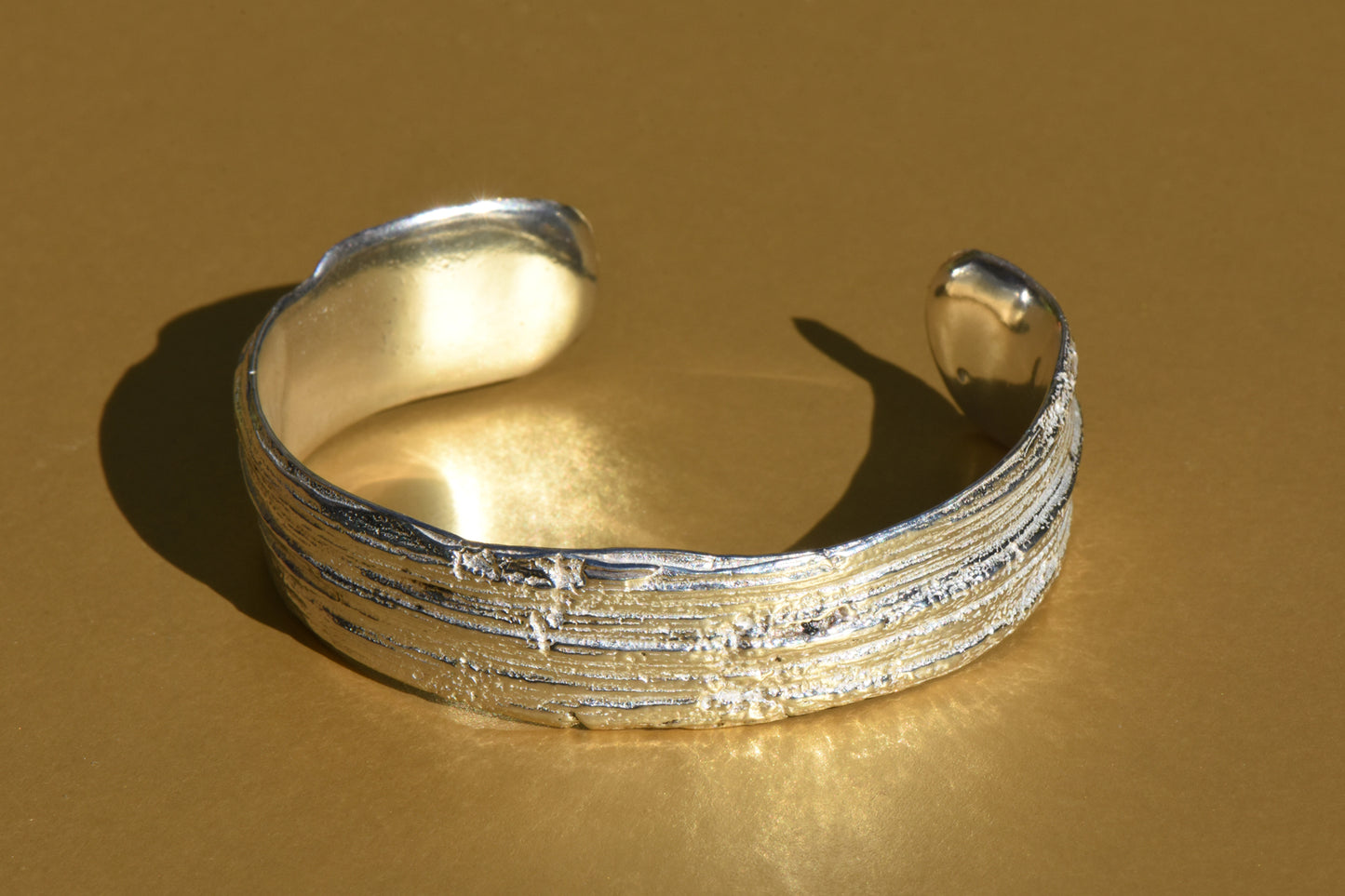 Lined Oak Cuff in Silver