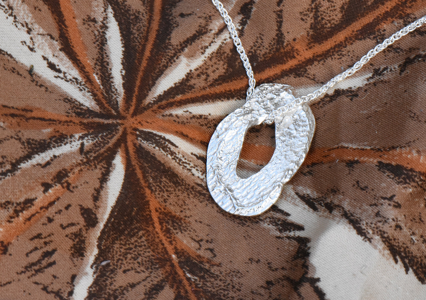 London Plane Necklace