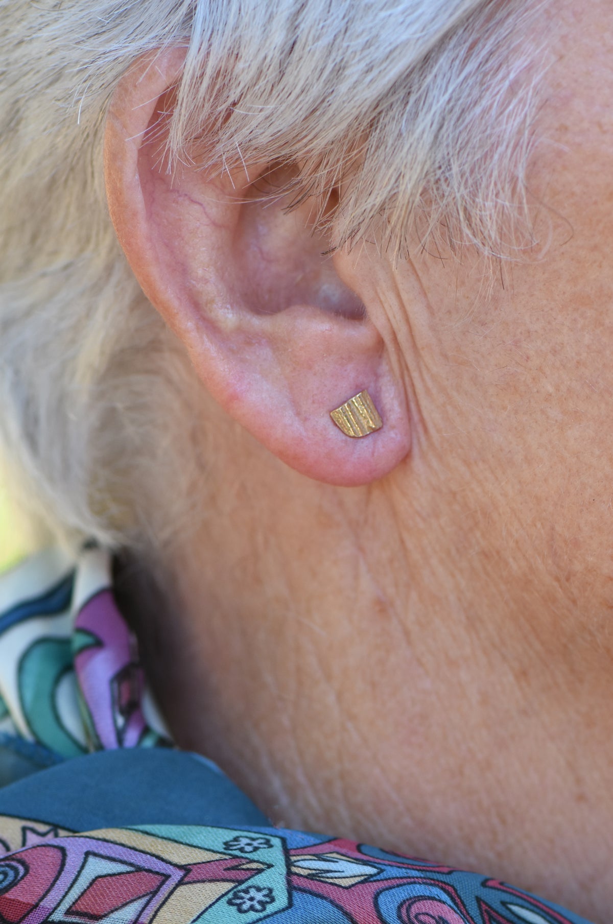 Triangle Oak Studs in 9ct Gold