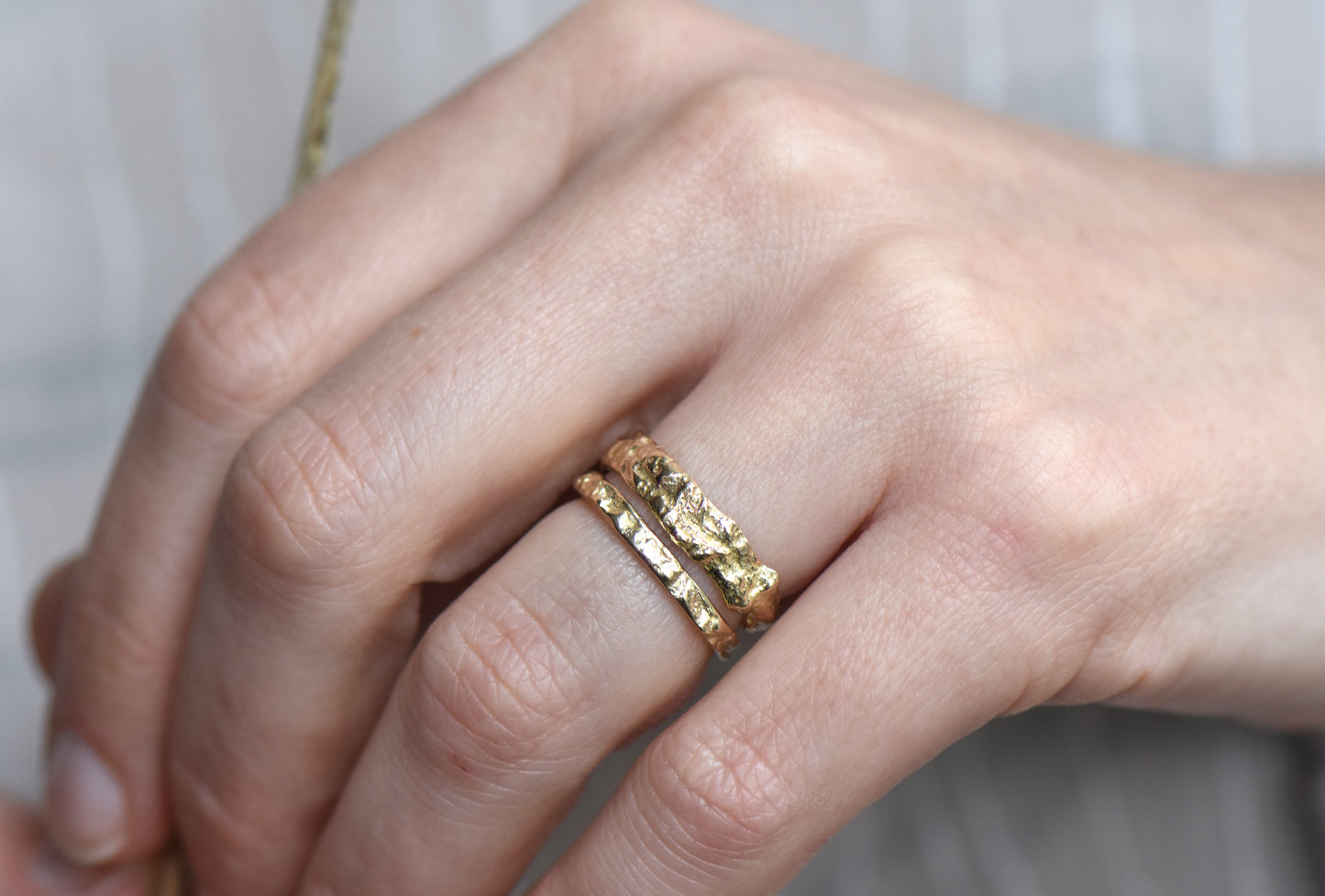 9ct Gold Skinny Hawthorn Ring