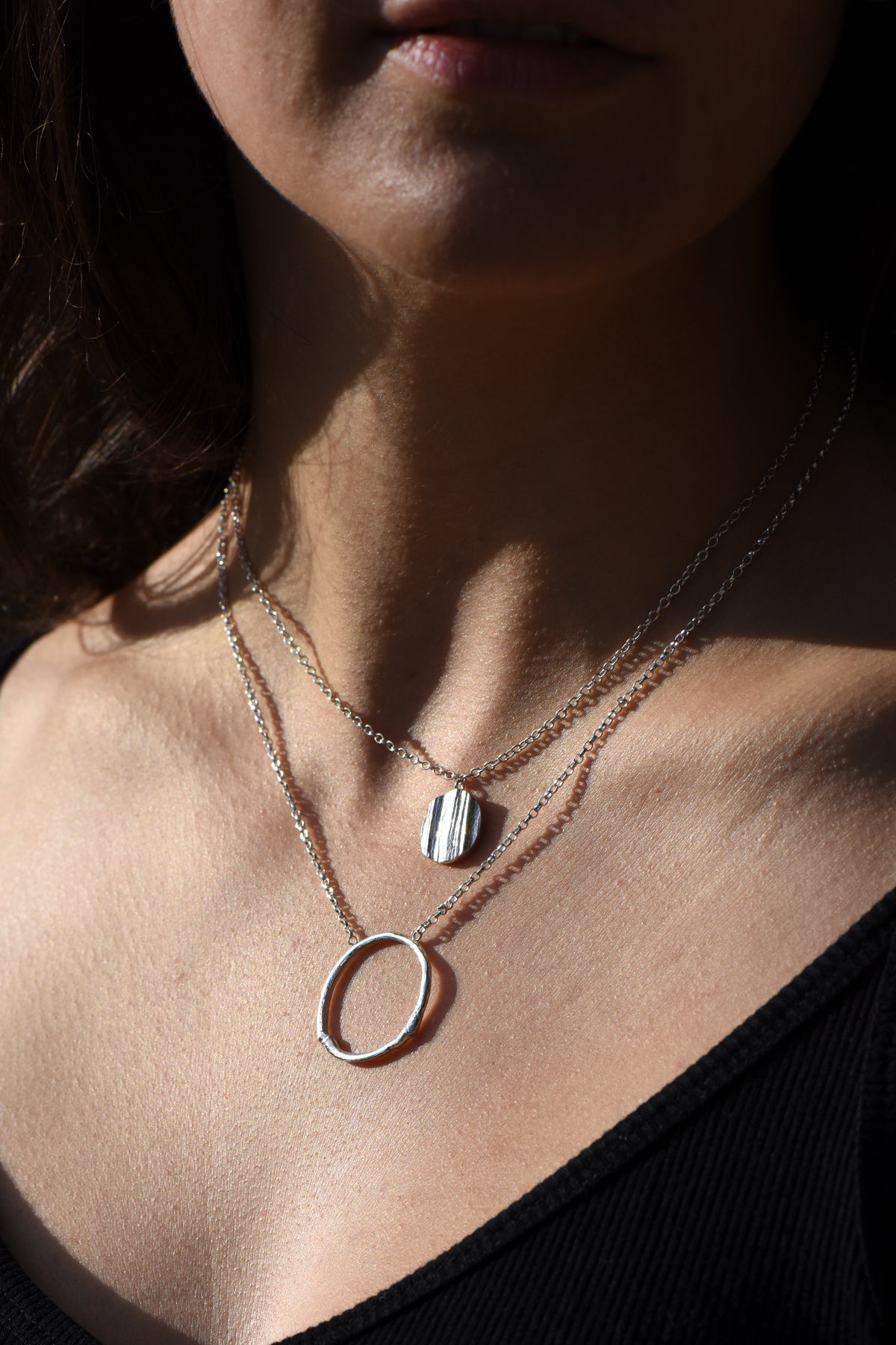 Lined Oak Disc Necklace