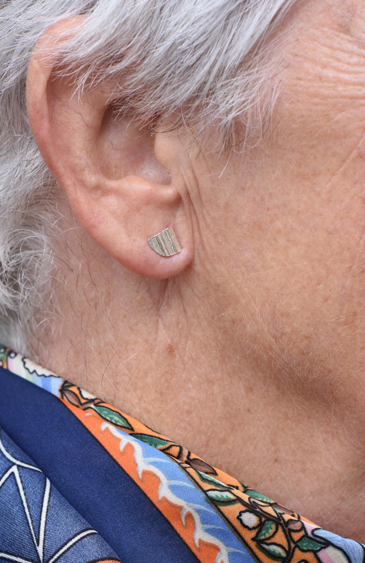 Triangle Oak Studs in Silver