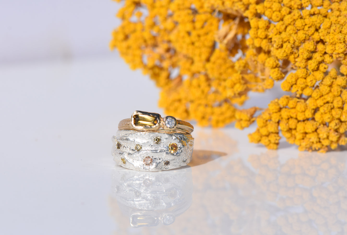Skinny Oak ring - 9ct gold zircon and diamond