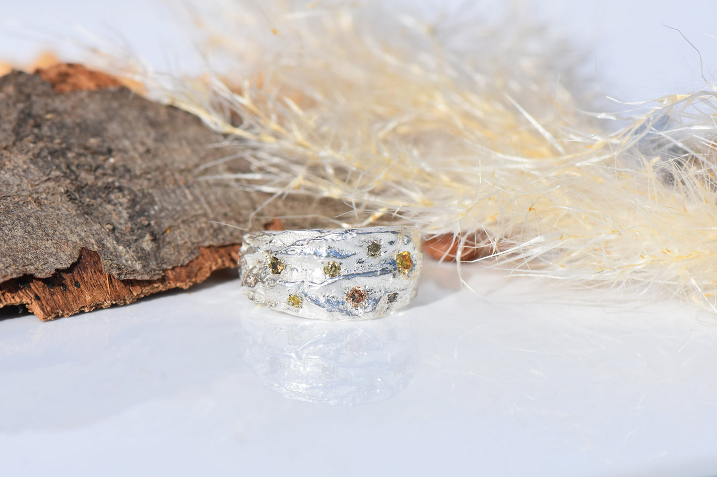 Apple tree and diamond ring - silver