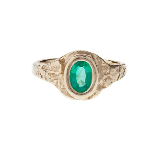 English Oak signet ring - 9ct gold and emerald