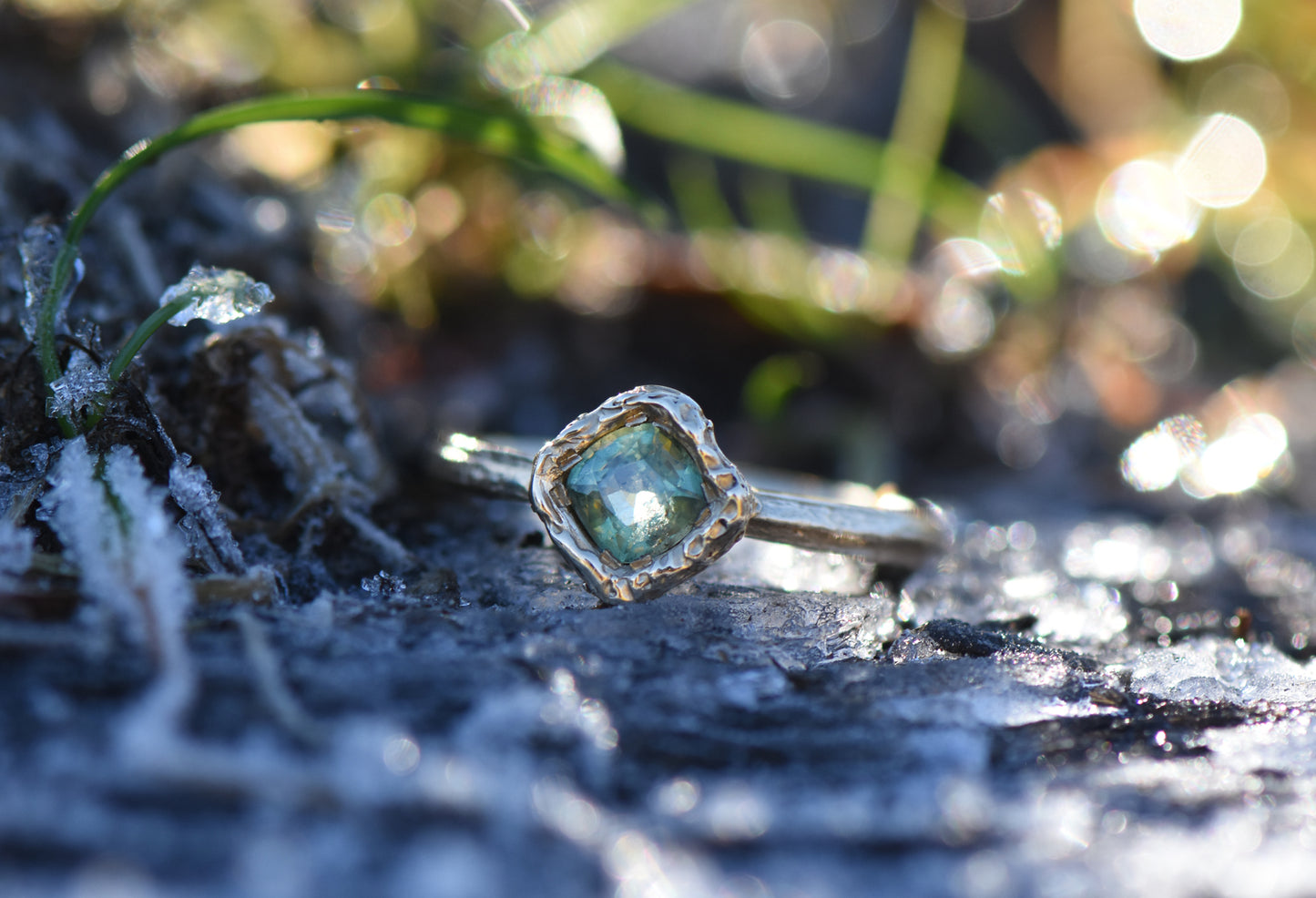 9ct English Oak Ring with Green Sapphire