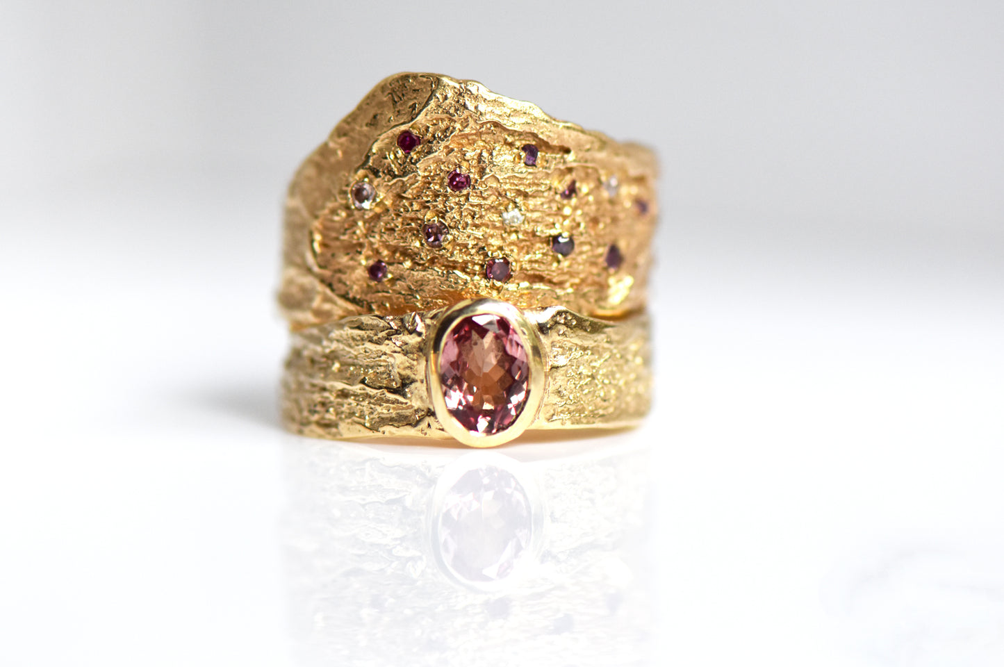 9ct Gold London Plane Ring with Pink Sapphire