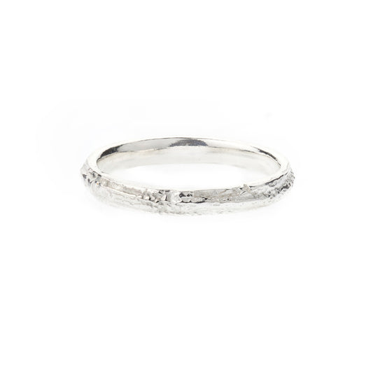 Skinny Lined Oak Ring in Silver