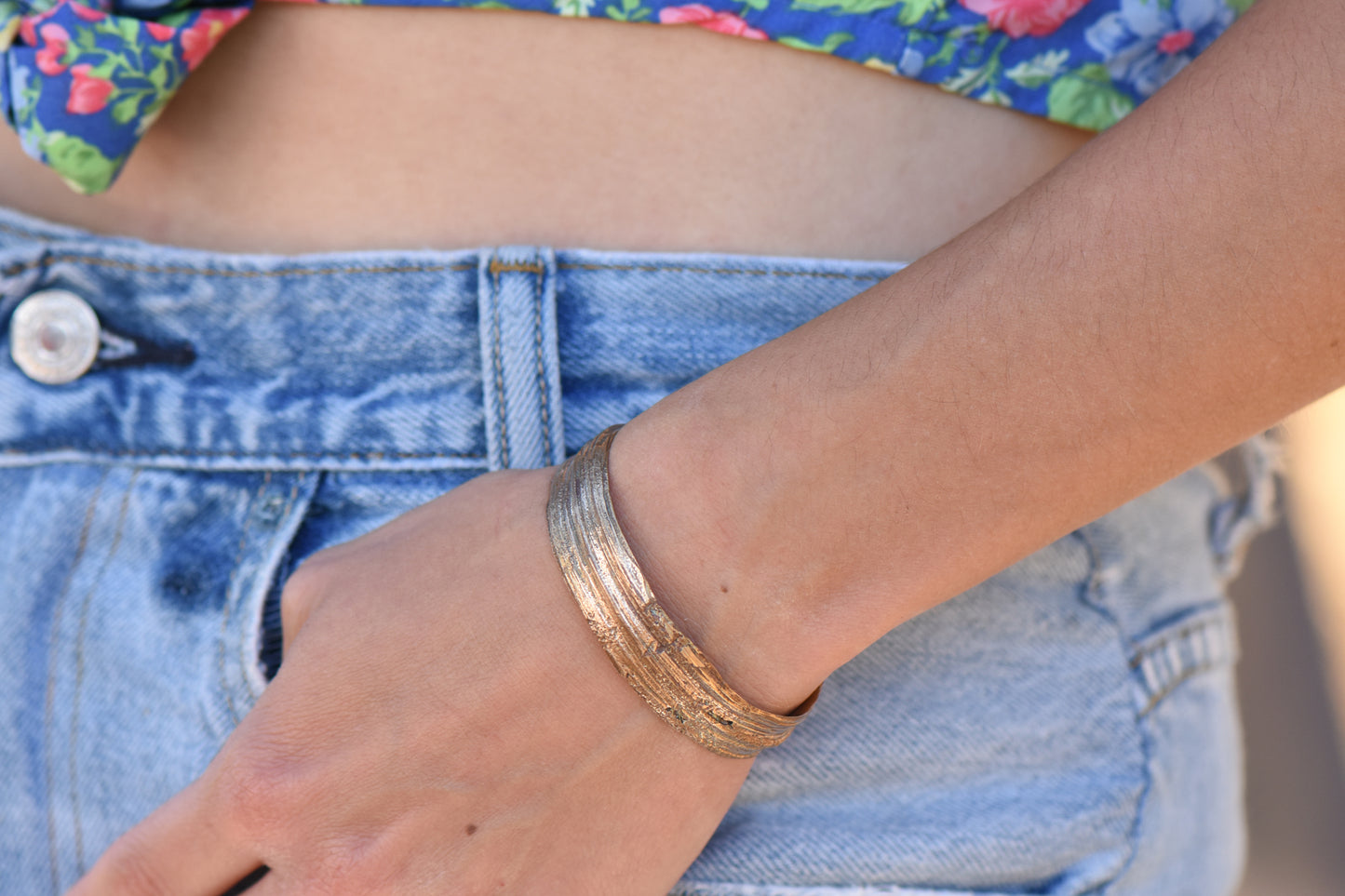 Lined Oak Cuff in Bronze